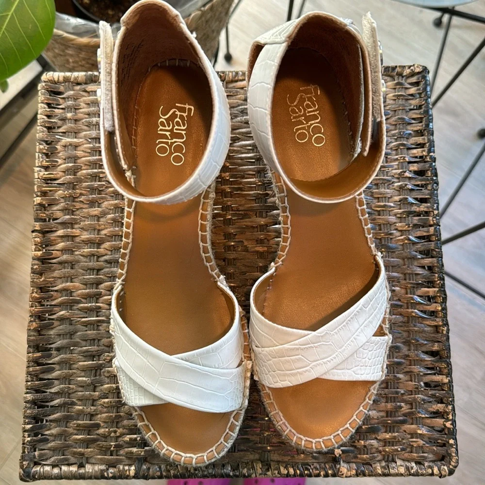 FRANCO SARTO Carlotta white animal print espadrille wedge sandal women’s size 10